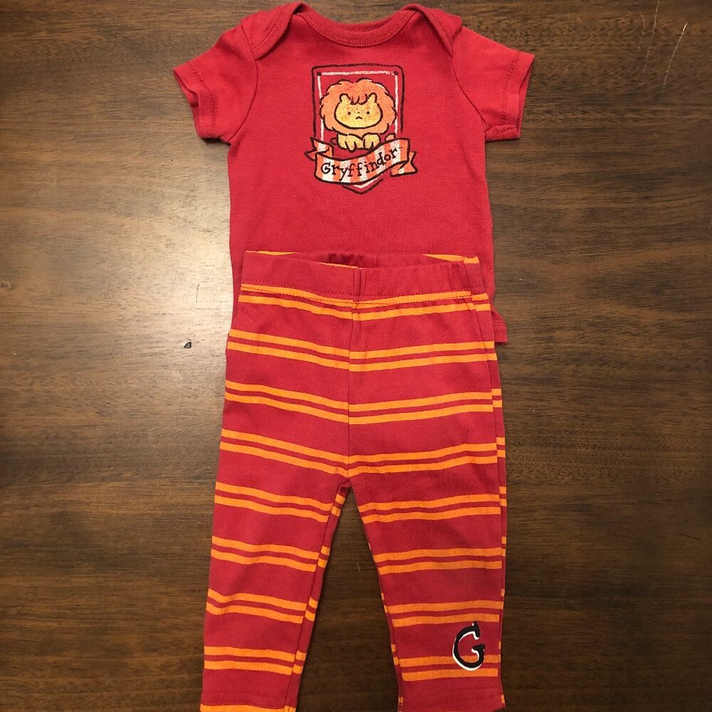 Harry Potter Gryffindor Red Onesie & Pants Baby Outfit